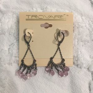 Trovare dangling earrings